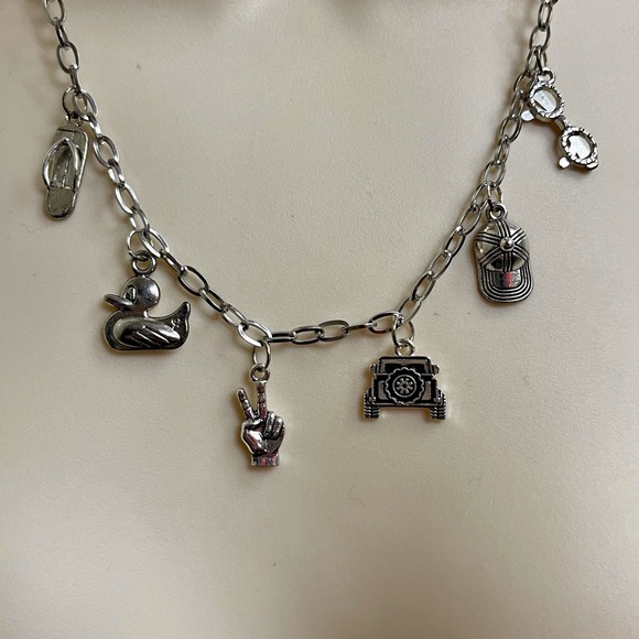 Unique & Fun Charm Necklace for the 4x4 & Off-Road Enthusiasts. Brand New! - Picture 4 of 13